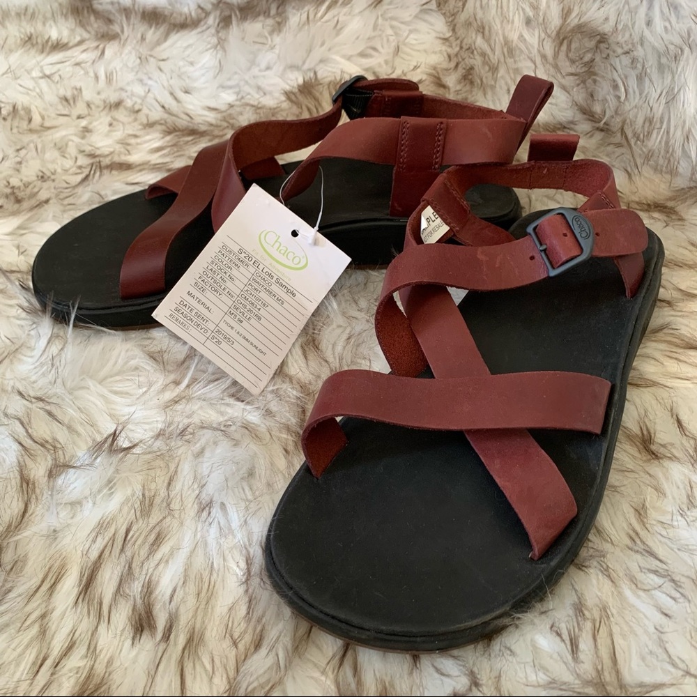 NWT Chaco’s Z/2 Wayfarer leather strap hiking sandals
